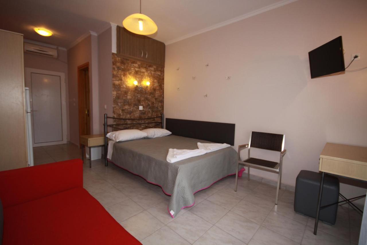 Zephyros Rooms Ормос Пангиас Екстериор снимка