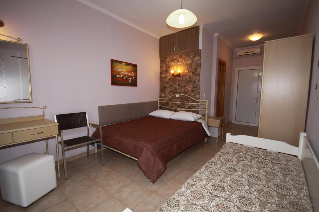 Zephyros Rooms Ормос Пангиас Екстериор снимка